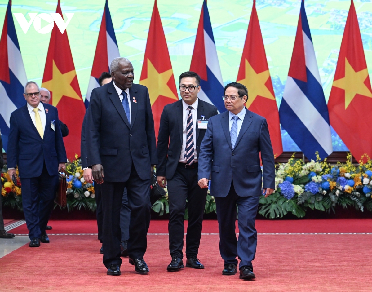 chu tich quoc hoi cuba esteban lazo hernandez hoi kien thu tuong pham minh chinh hinh anh 2