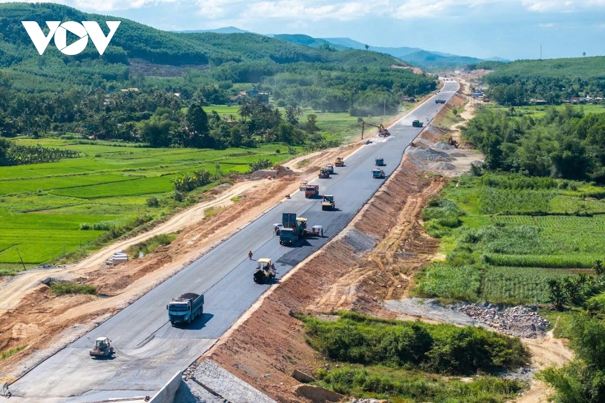 không còn đường lùi, cao tốc bắc nam phải hoàn thành đúng cam kết hình ảnh 1 khong con duong lui, cao toc bac nam phai hoan thanh dung cam ket hinh anh 1