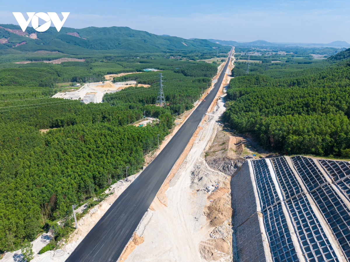 Nhiều ngân hàng đồng ý bảo lãnh vốn cho cao tốc Gia Nghĩa - Bảo Lộc - Phan Thiết