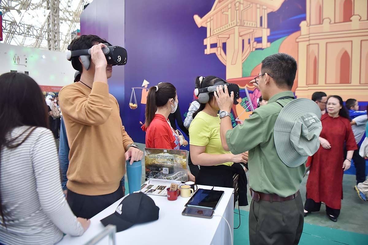 san pham du lich sang tao hang chi huy gop mat tai hoi cho mua thu 2025 hinh anh 1