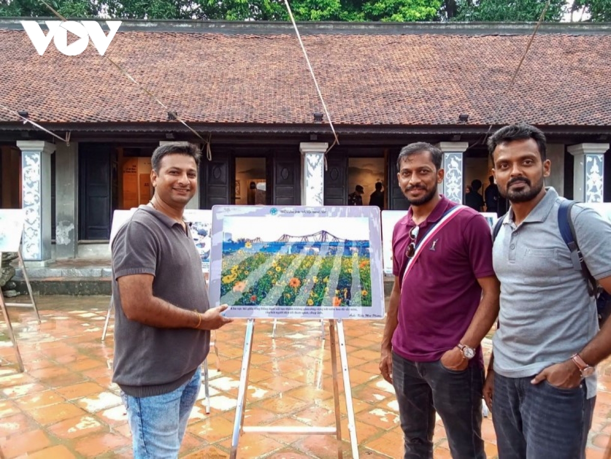 “Hanoi in My Heart” exhibition showcases capital’s transformation in a new era