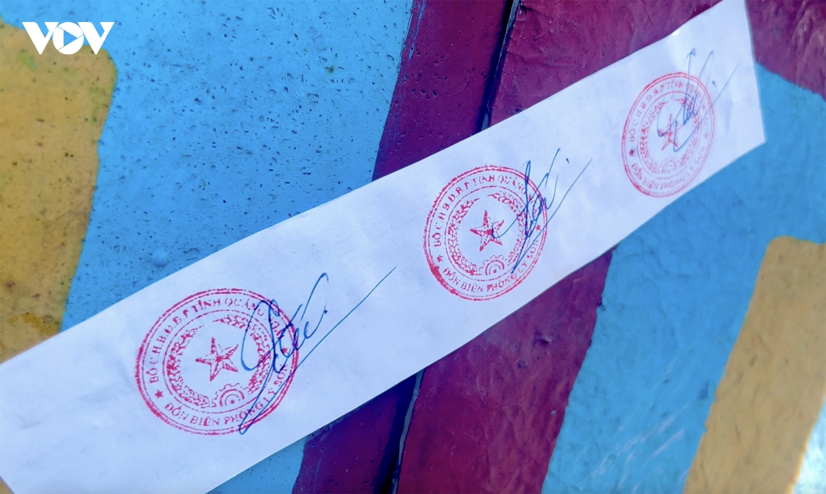quang ngai tau ca khong du quy dinh se khong duoc ra khoi hinh anh 2