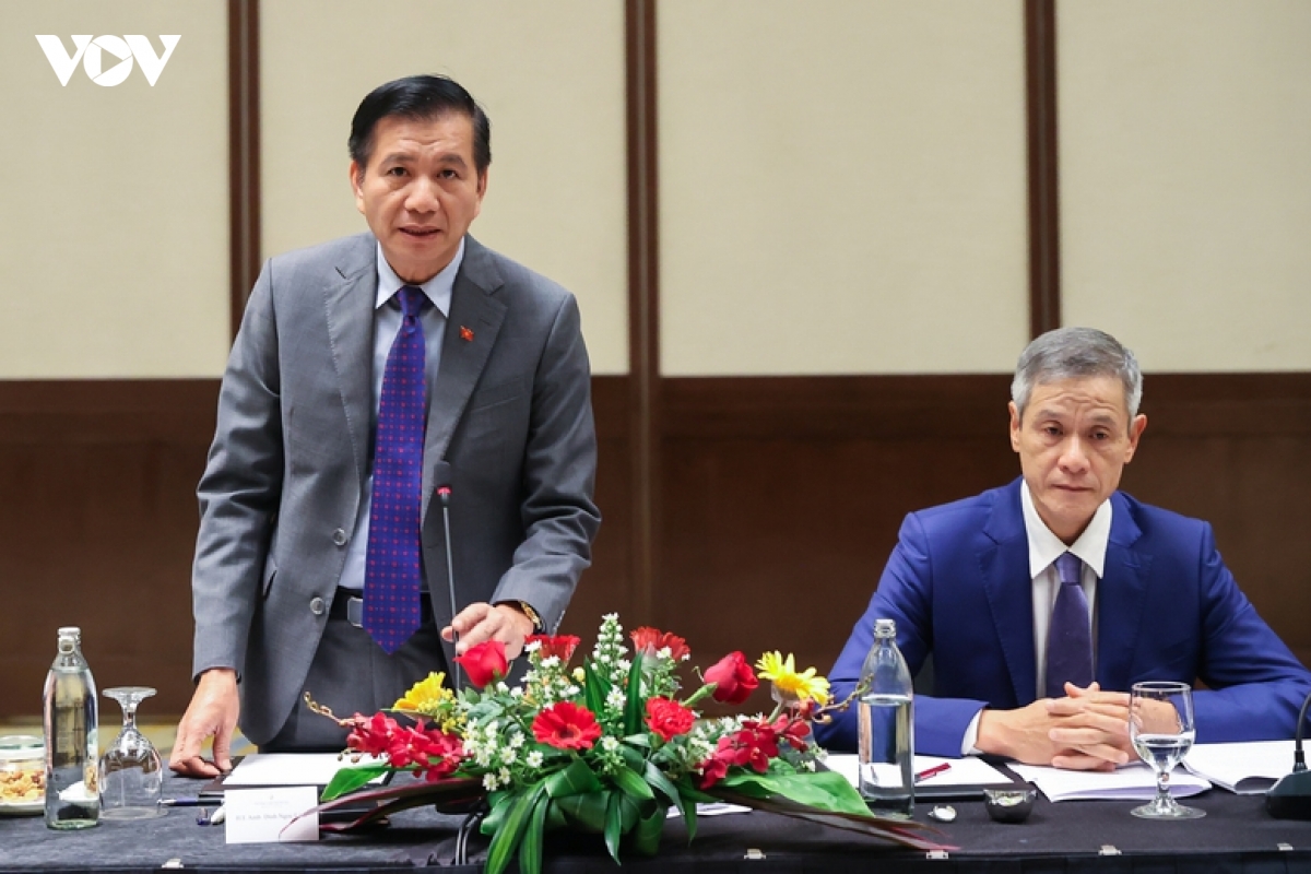thu tuong pham minh chinh lam viec voi cac Dai su viet nam tai khu vuc asean hinh anh 2