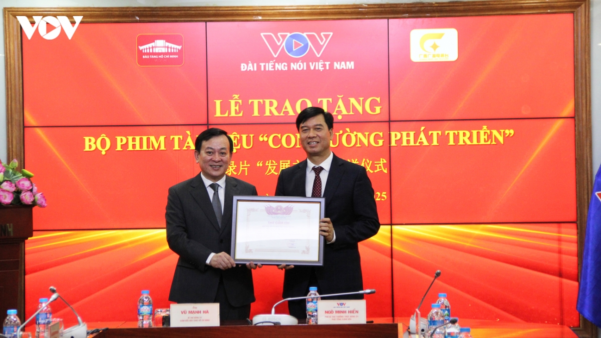 vov trao tang bo phim tai lieu con duong phat trien cho bao tang ho chi minh hinh anh 7