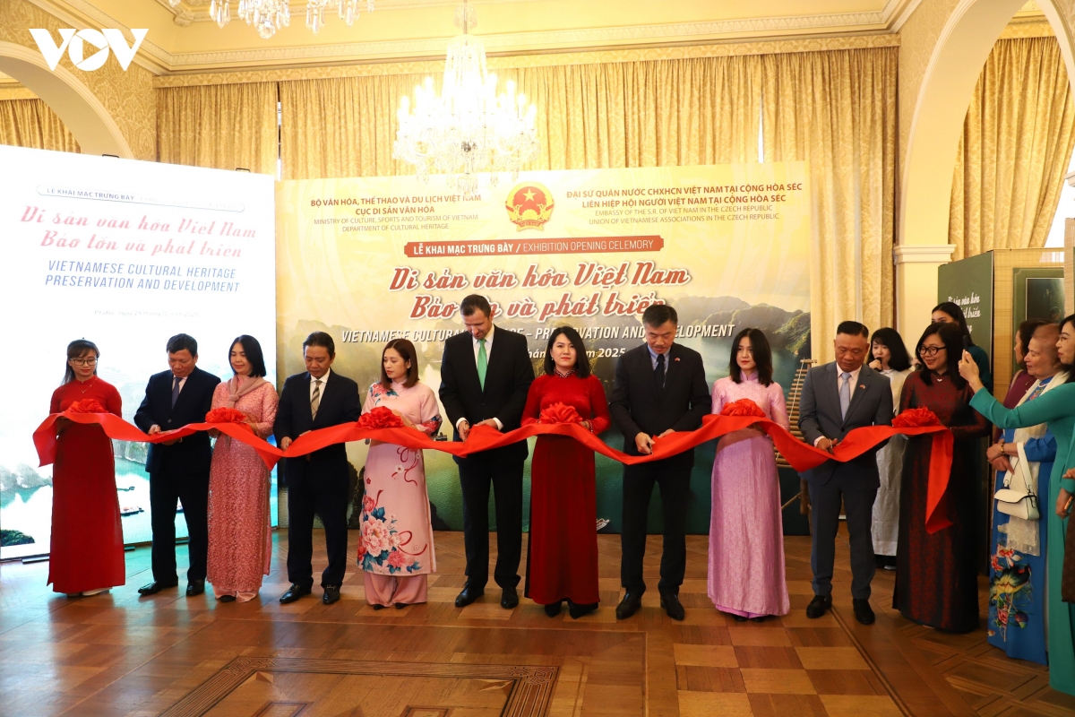 khong gian di san van hoa viet nam song dong tai ch sec hinh anh 1