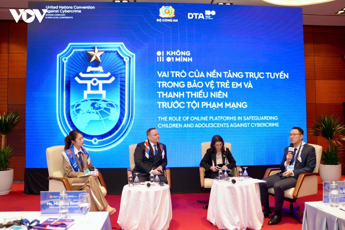 chien dich khong mot minh viet tiep tinh than cong uoc ha noi hinh anh 3