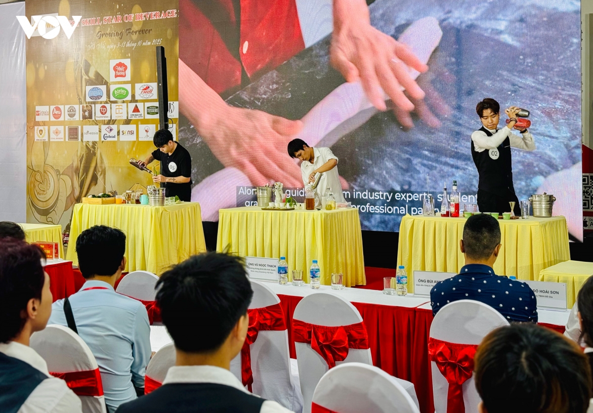 Dua du khach den voi san pham ocop va cau chuyen lang nghe hinh anh 3