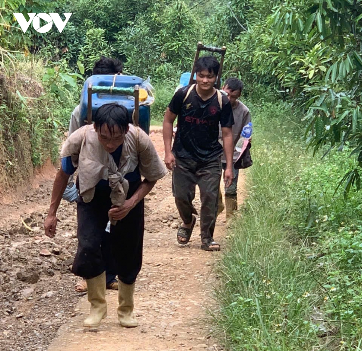 lao cai on dinh doi song nguoi dan sau bao lu hinh anh 3