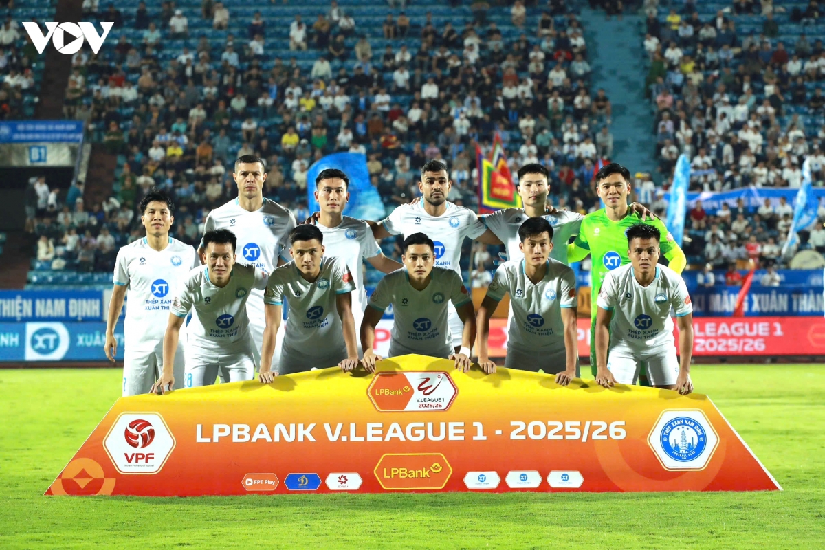 vong 9 v-league 2025 2026 buoc ngoat cho DkvD nam Dinh hinh anh 1