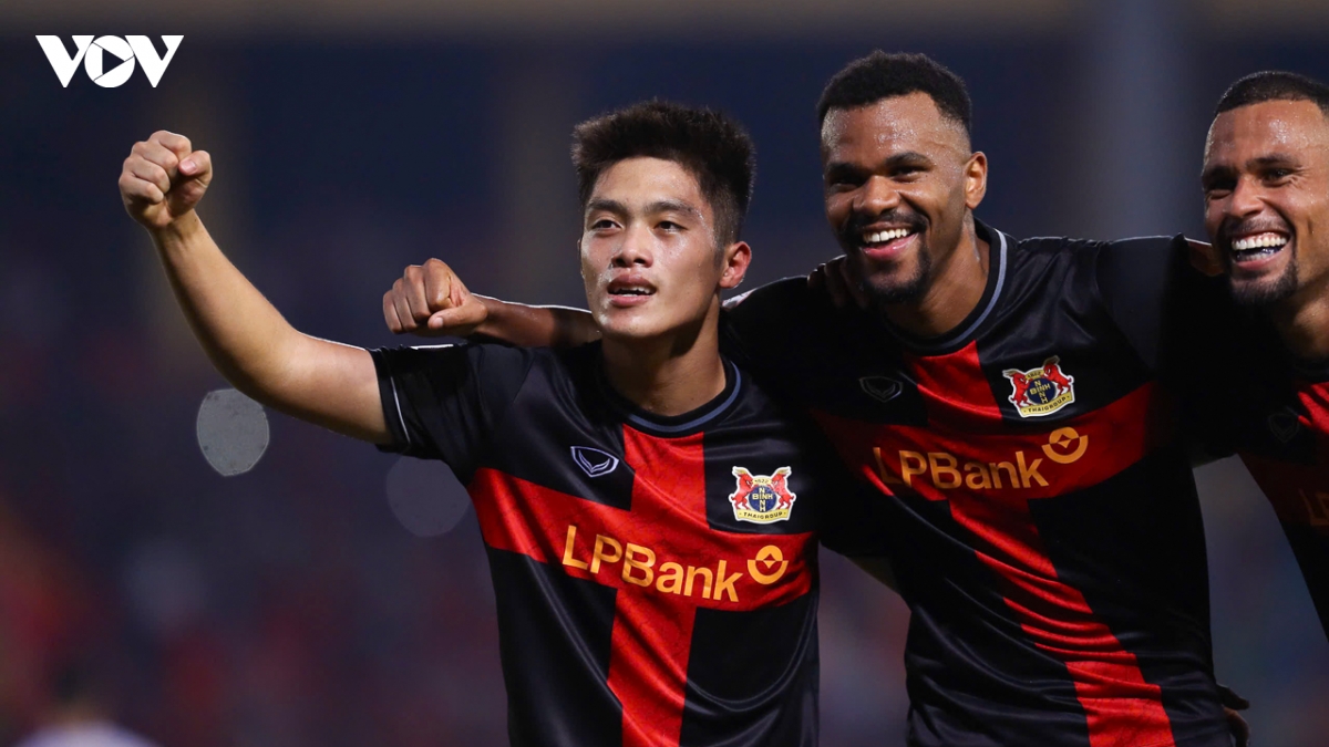 tran dau giua hai phong vs ninh binh lui lich ly do bat kha khang hinh anh 1
