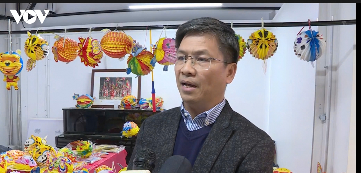 tet trung thu 2025 gan ket cong dong nguoi viet tai phap hinh anh 1