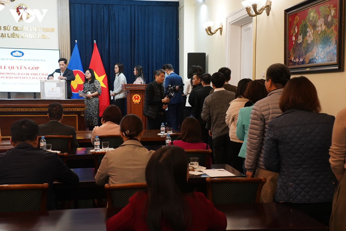 cong dong nguoi viet tai nga quyen gop ung ho dong bao vung bao lu hinh anh 2
