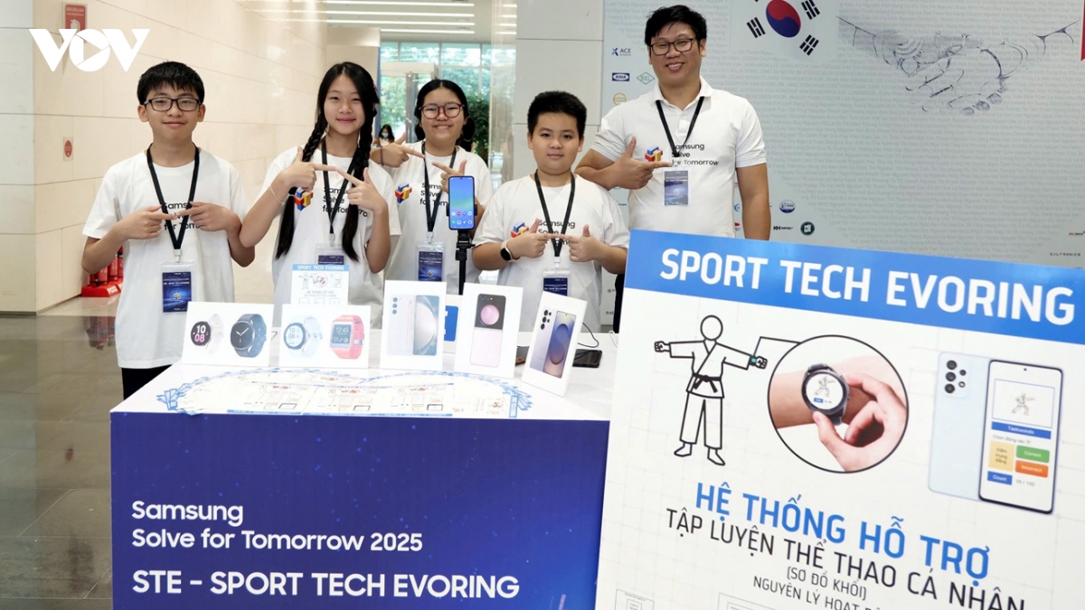 samsung viet nam tong ket va trao giai cuoc thi samsung solve for tomorrow 2025 hinh anh 3