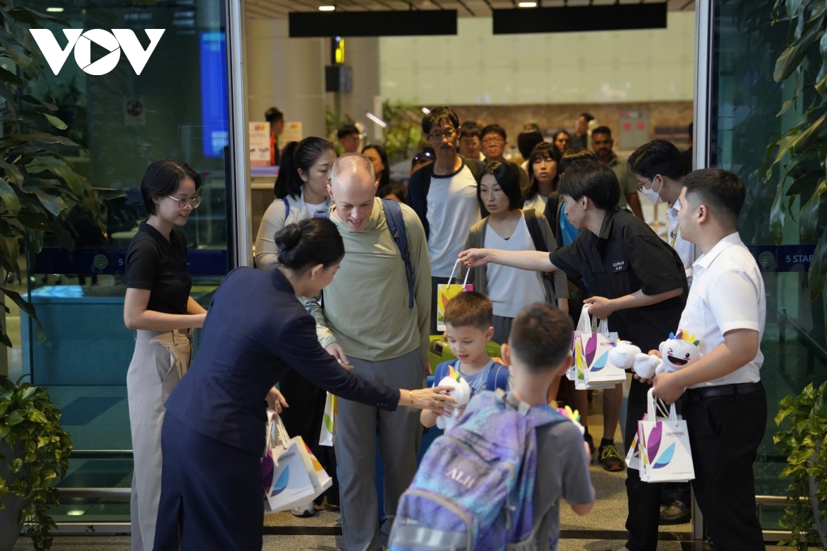 Chuyến bay thẳng đầu tiên của Hãng hàng không Scoot Airlines Singapore đến Đà Nẵng