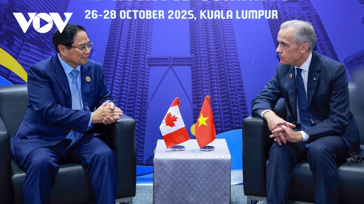 Thủ tướng tiếp xúc song phương trong khuôn khổ Hội nghị Cấp cao ASEAN 47