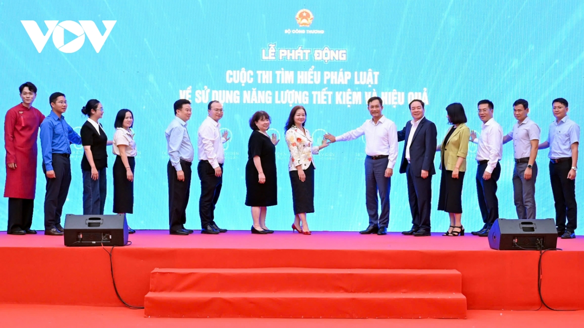 lan tỏa đến giới trẻ kiến thức cùng tinh thần tiết kiệm điện thành thói quen hình ảnh 2 lan toa den gioi tre kien thuc cung tinh than tiet kiem dien thanh thoi quen hinh anh 2