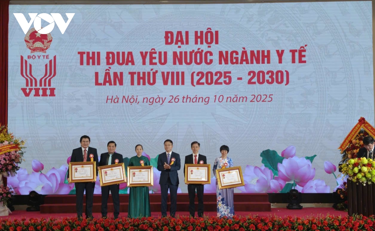 Ngành Y tế phát huy phong trào thi đua yêu nước, xây dựng ngành hiện đại, nhân văn
