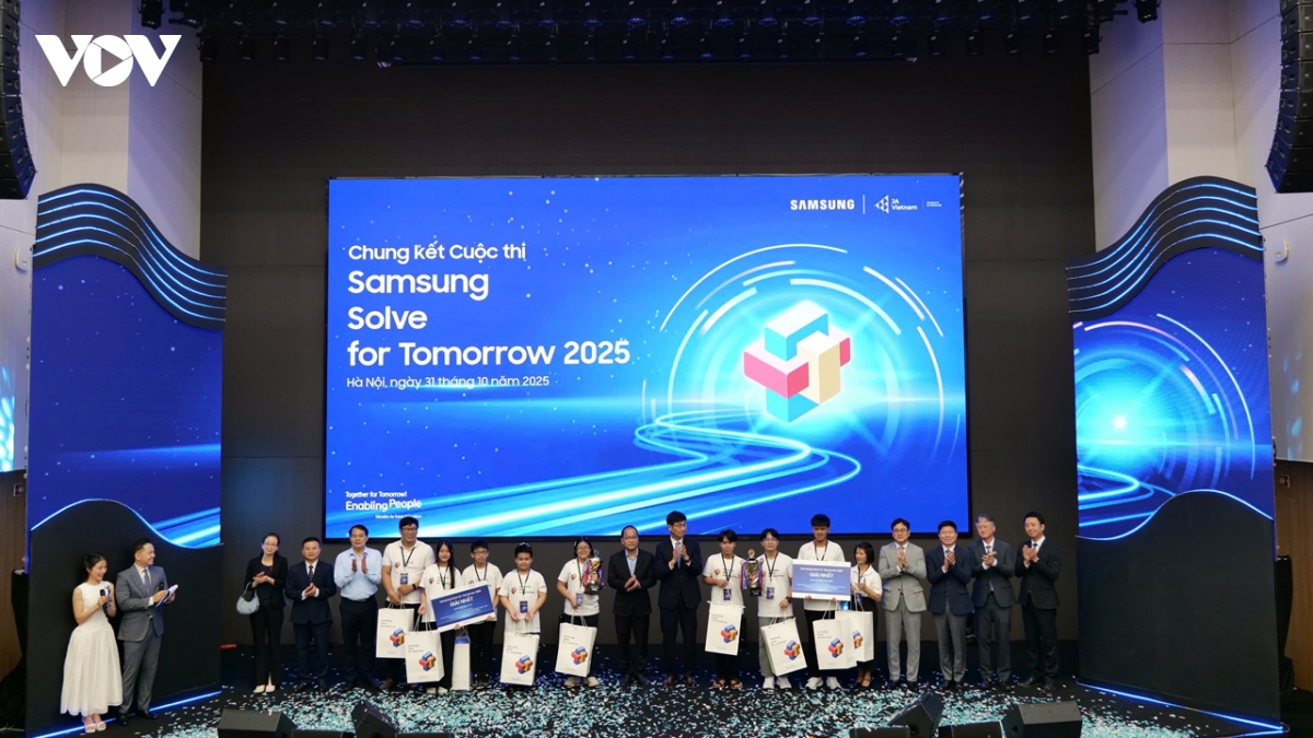 samsung viet nam tong ket va trao giai cuoc thi samsung solve for tomorrow 2025 hinh anh 5
