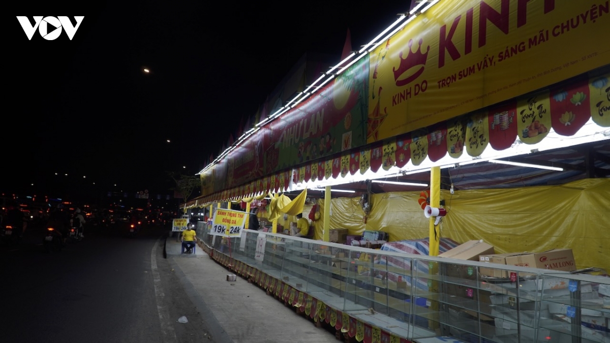 sau mua trang, nhung quay banh lang le roi thanh pho hinh anh 1