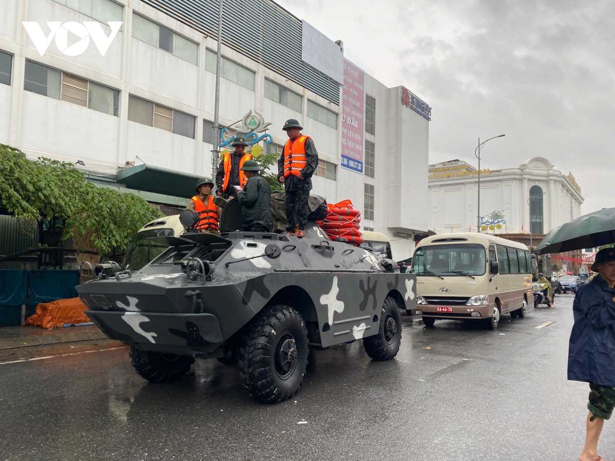 Mưa lớn kỷ lục, Thái Nguyên khẩn cấp gia cố đê và sơ tán người dân