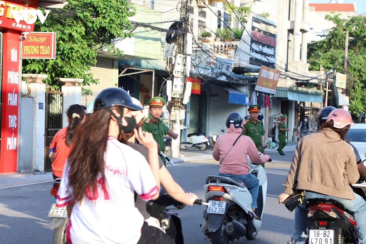 cong an phuong nam Dinh ninh binh vung vang sau sap nhap, tron niem tin cua dan hinh anh 2