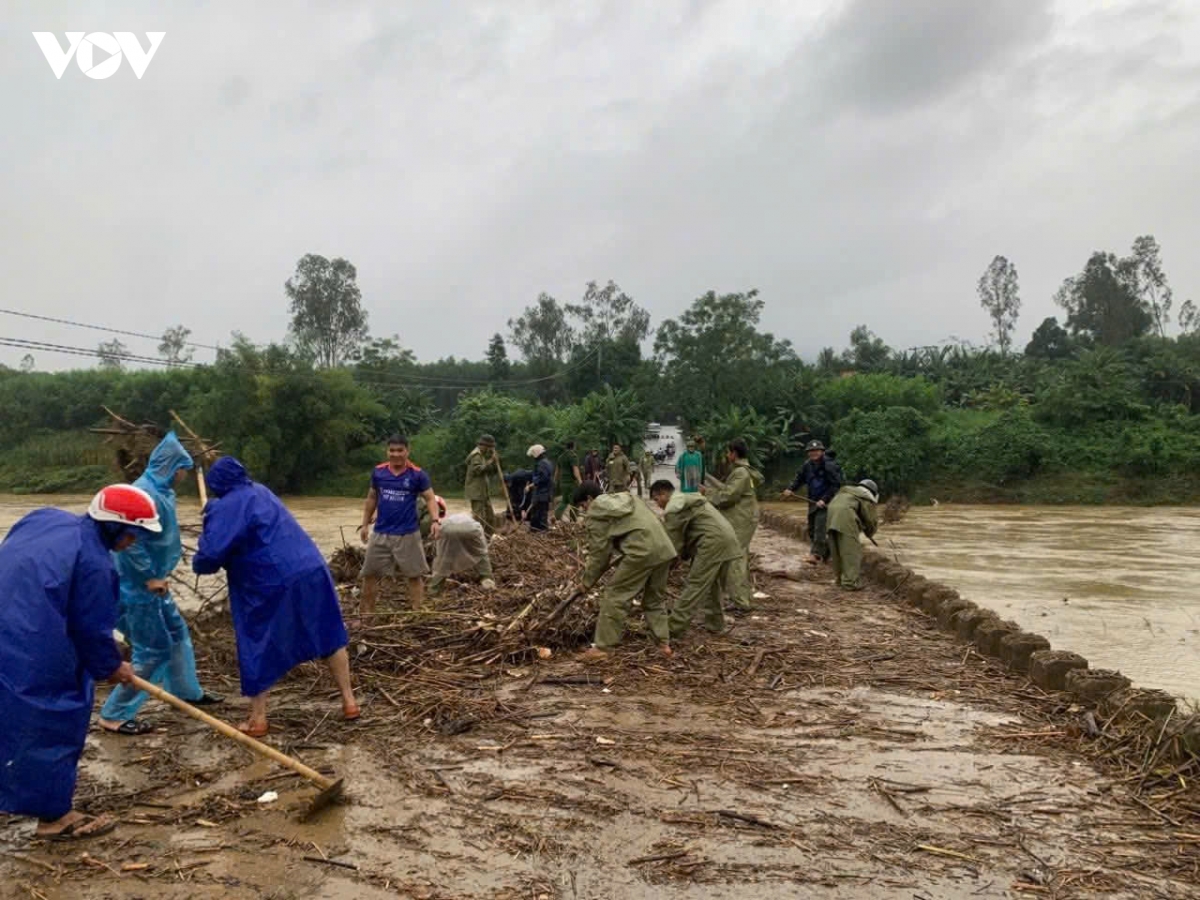 quang ngai khan truong di doi dan vung sat lo hinh anh 5