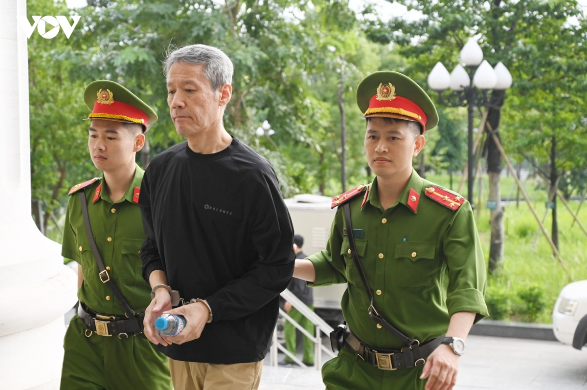 dan giai cac bi cao hau toa vu danh bac nghin ty o king club hinh anh 3