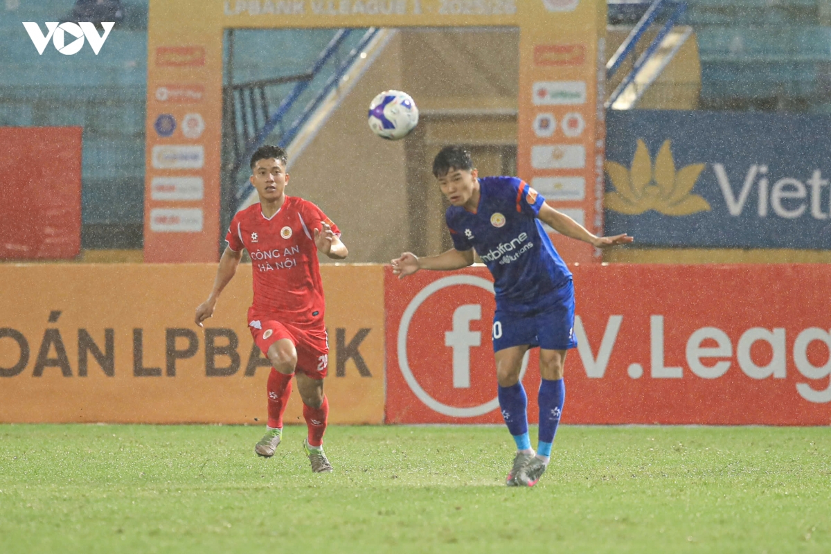 cahn danh bai pvf cand, san bang diem so voi ninh binh hinh anh 27