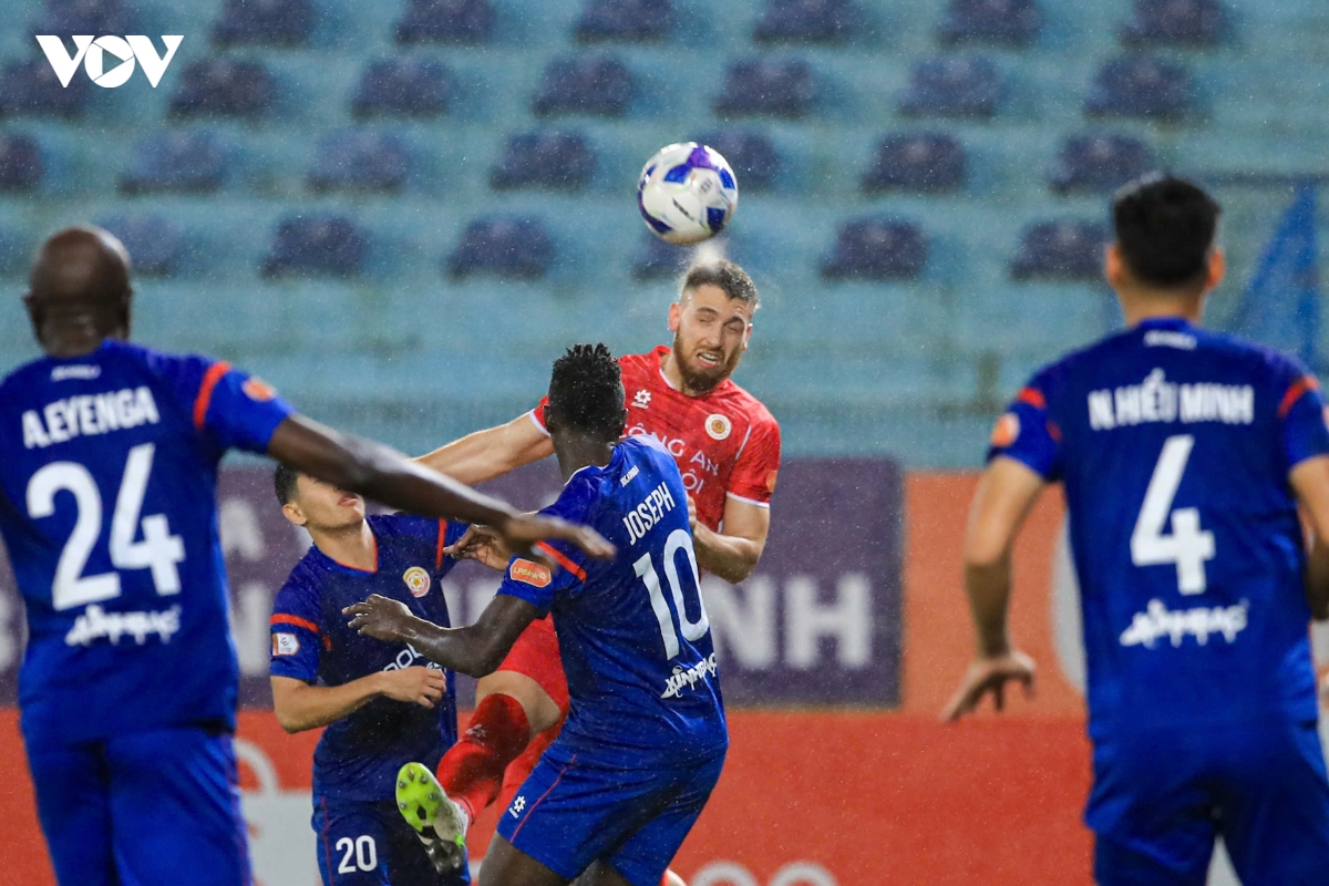 cahn danh bai pvf cand, san bang diem so voi ninh binh hinh anh 35