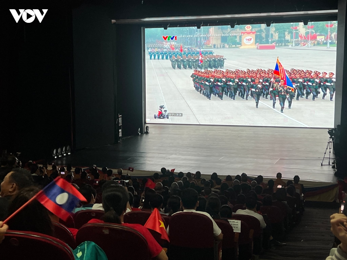 bao ton va giu gin van hoa viet nam o lao hinh anh 2