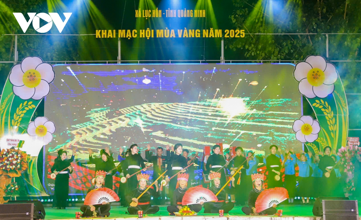 dinți ceramici galbeni, albi iarna pe mare, Quang Ninh imagine 12