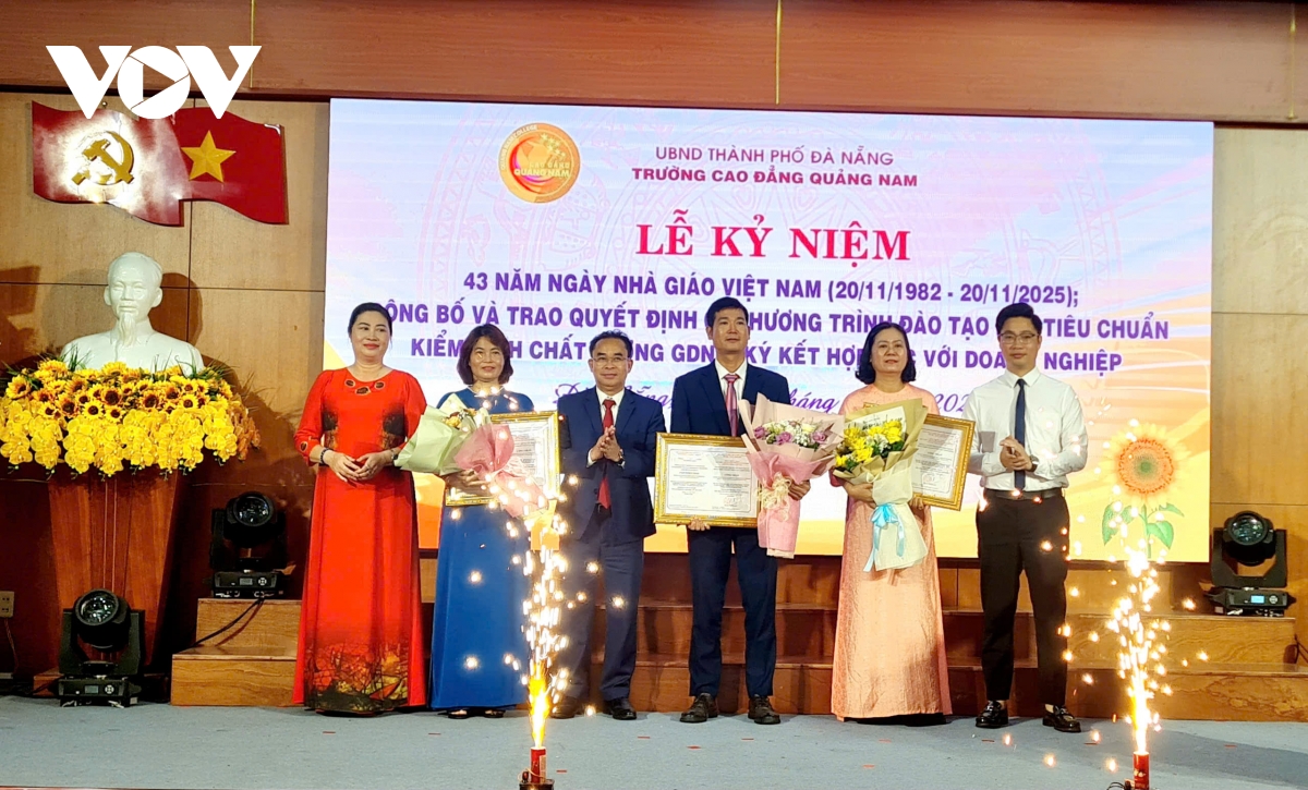 truong cao dang quang nam day manh hop tac quoc te trong dao tao nghe hinh anh 1