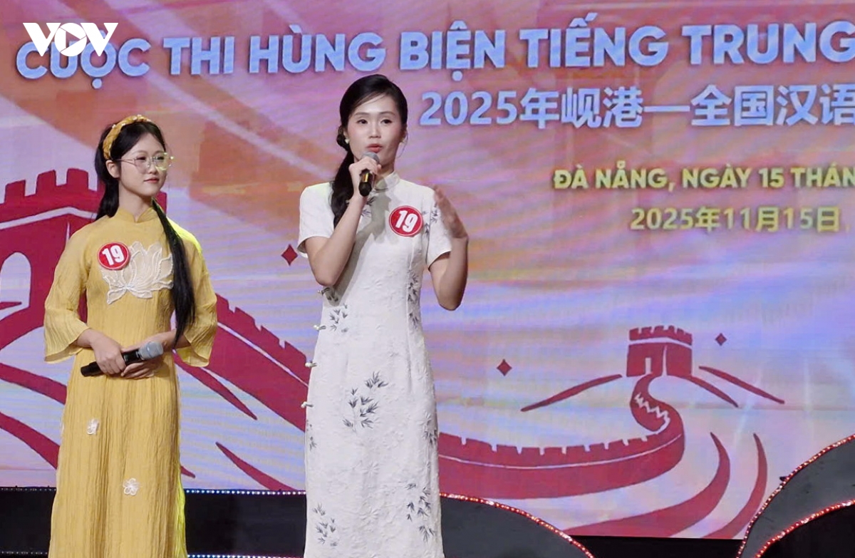 trao giai cuoc thi hung bien tieng trung toan quoc nam 2025 hinh anh 1