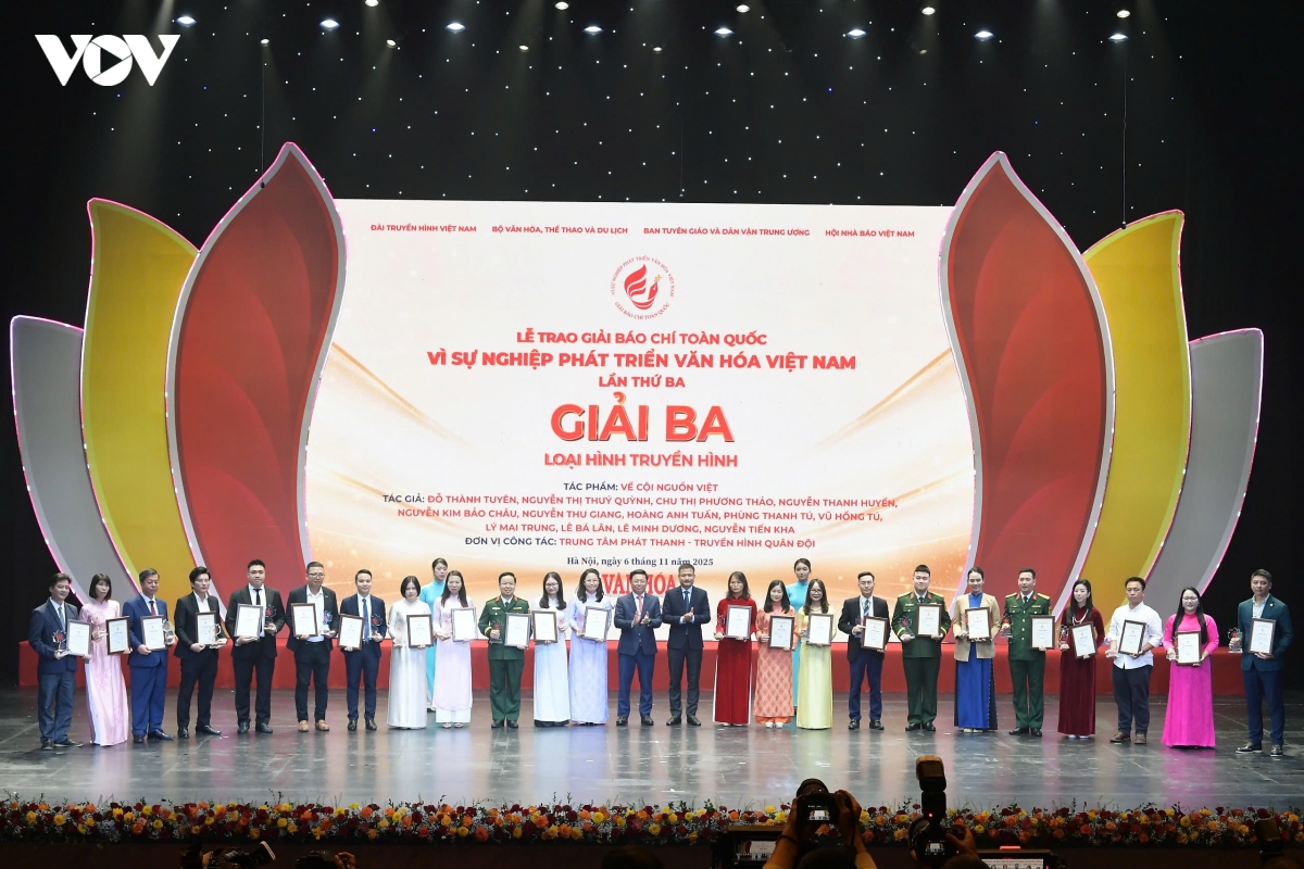 vov gianh 6 giai bao chi vi su nghiep phat trien van hoa viet nam hinh anh 5