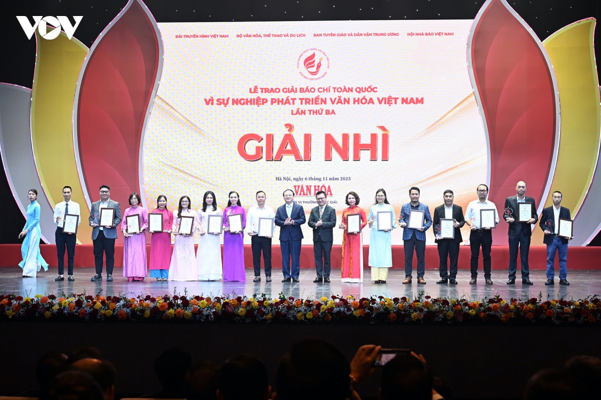 vov gianh 6 giai bao chi vi su nghiep phat trien van hoa viet nam hinh anh 4