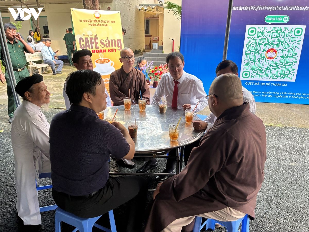  ca phe sang Dai doan ket - khong gian doi thoai tu nhung dieu gian di hinh anh 6