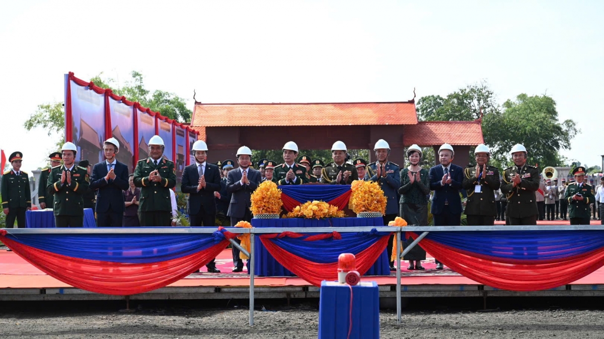 viet nam - campuchia vung bien gan ket, huu nghi ben lau hinh anh 7