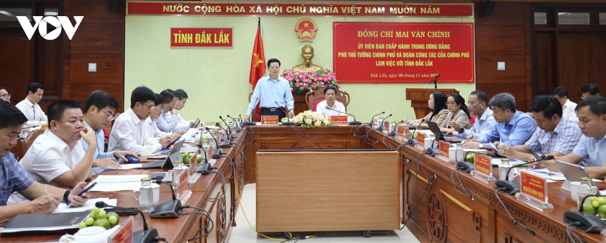pho thu tuong mai van chinh yeu cau Dak lak day nhanh giai ngan von dau tu cong hinh anh 1
