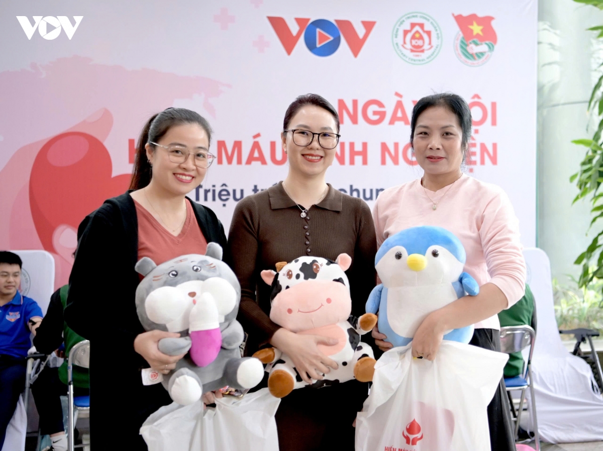 can bo, nhan vien vov tich cuc phat huy nghia cu cao dep hien mau cuu nguoi hinh anh 11