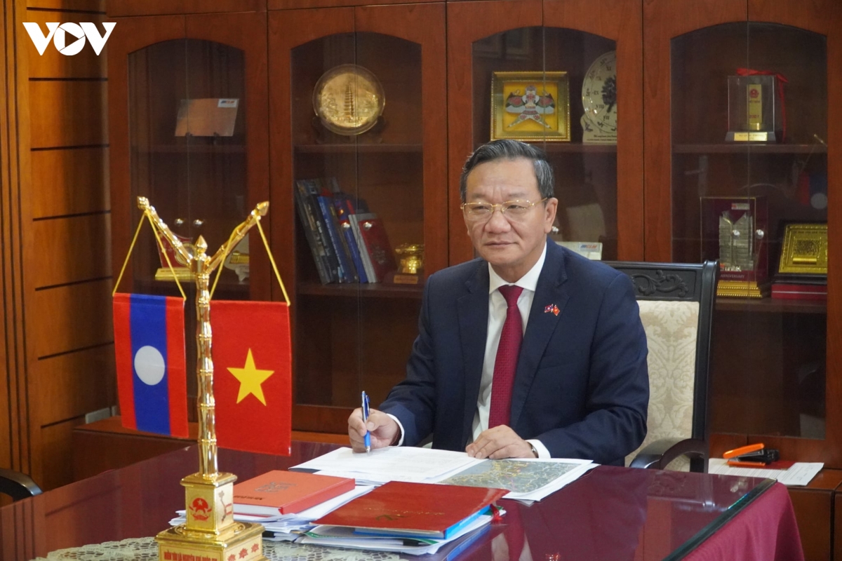 bao ton va giu gin van hoa viet nam o lao hinh anh 1