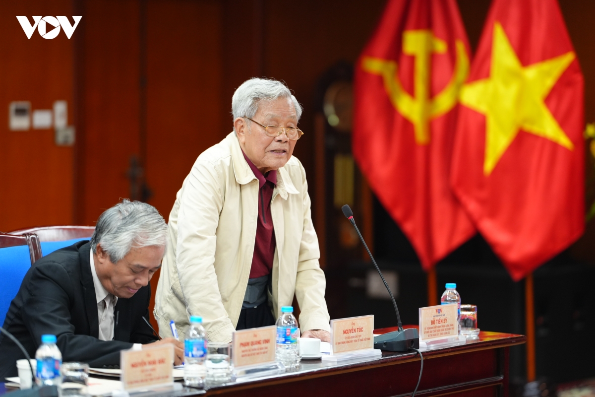 gop y du thao van kien Dai hoi xiv cua Dang su hoa quyen giua Dang voi dan hinh anh 2