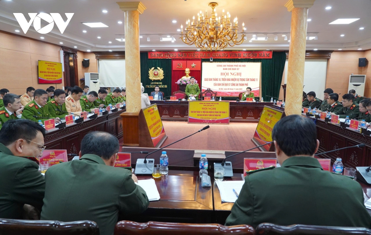 Công an Hà Nội đột phá với loạt ứng dụng và sản phẩm công nghệ