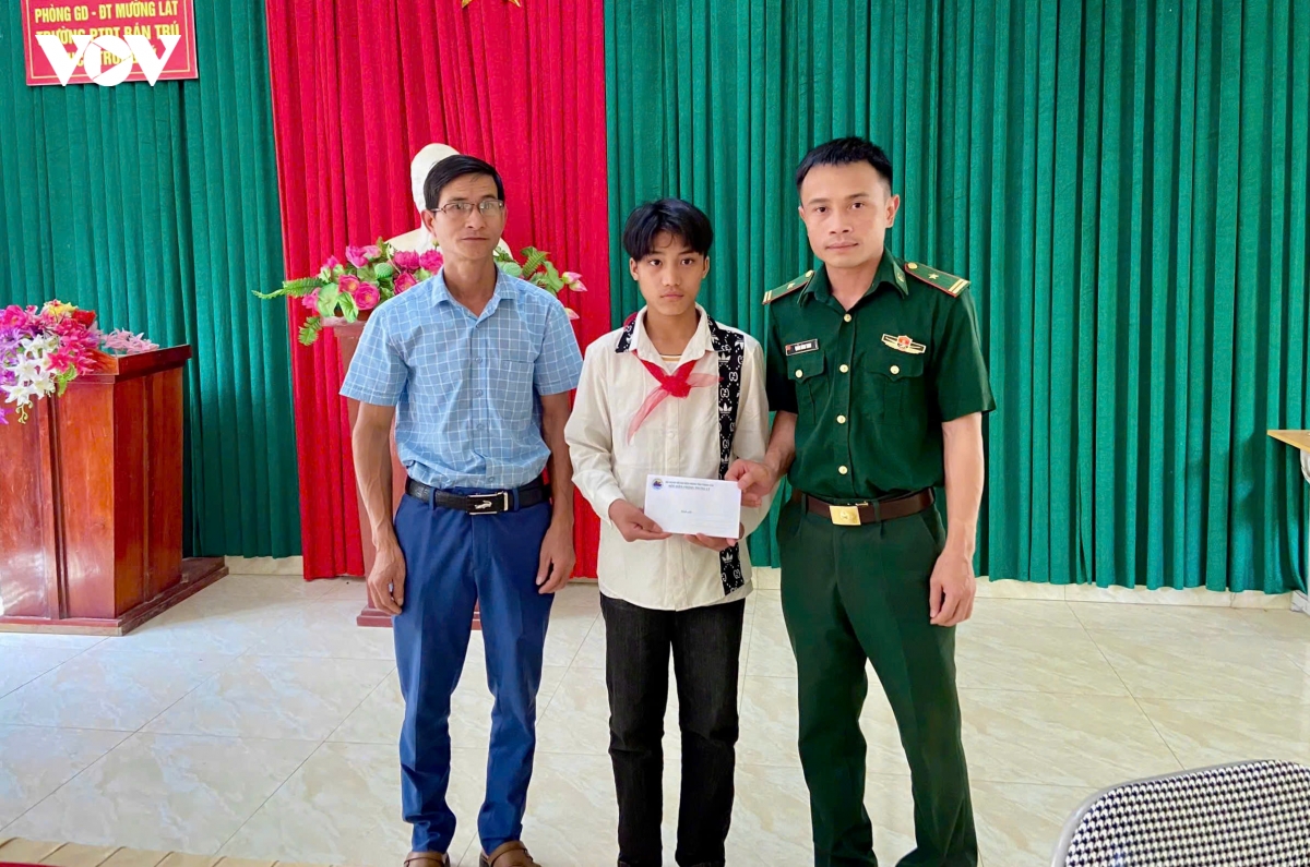nghia tinh quan - dan vun dap uoc mo hoc tro noi bien cuong thanh hoa hinh anh 2