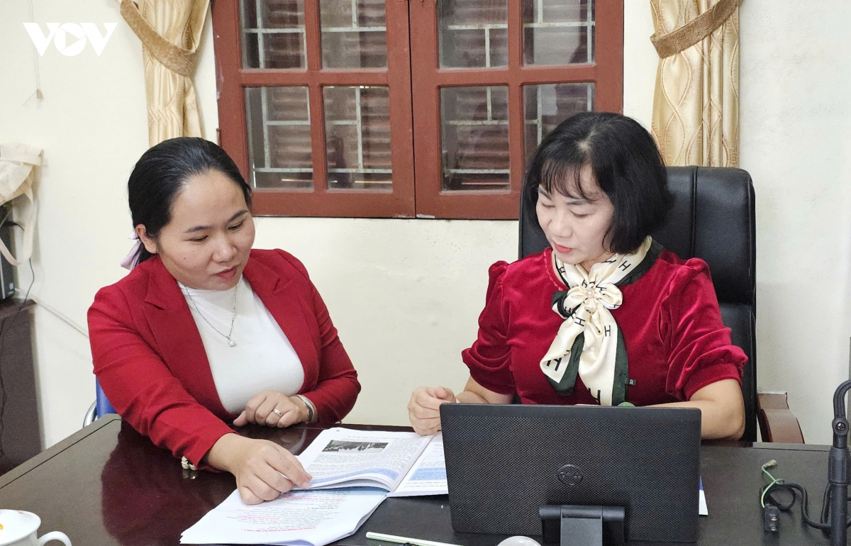 co giao ung dung thuc te ao giup hoc sinh song trong su kien lich su hinh anh 4