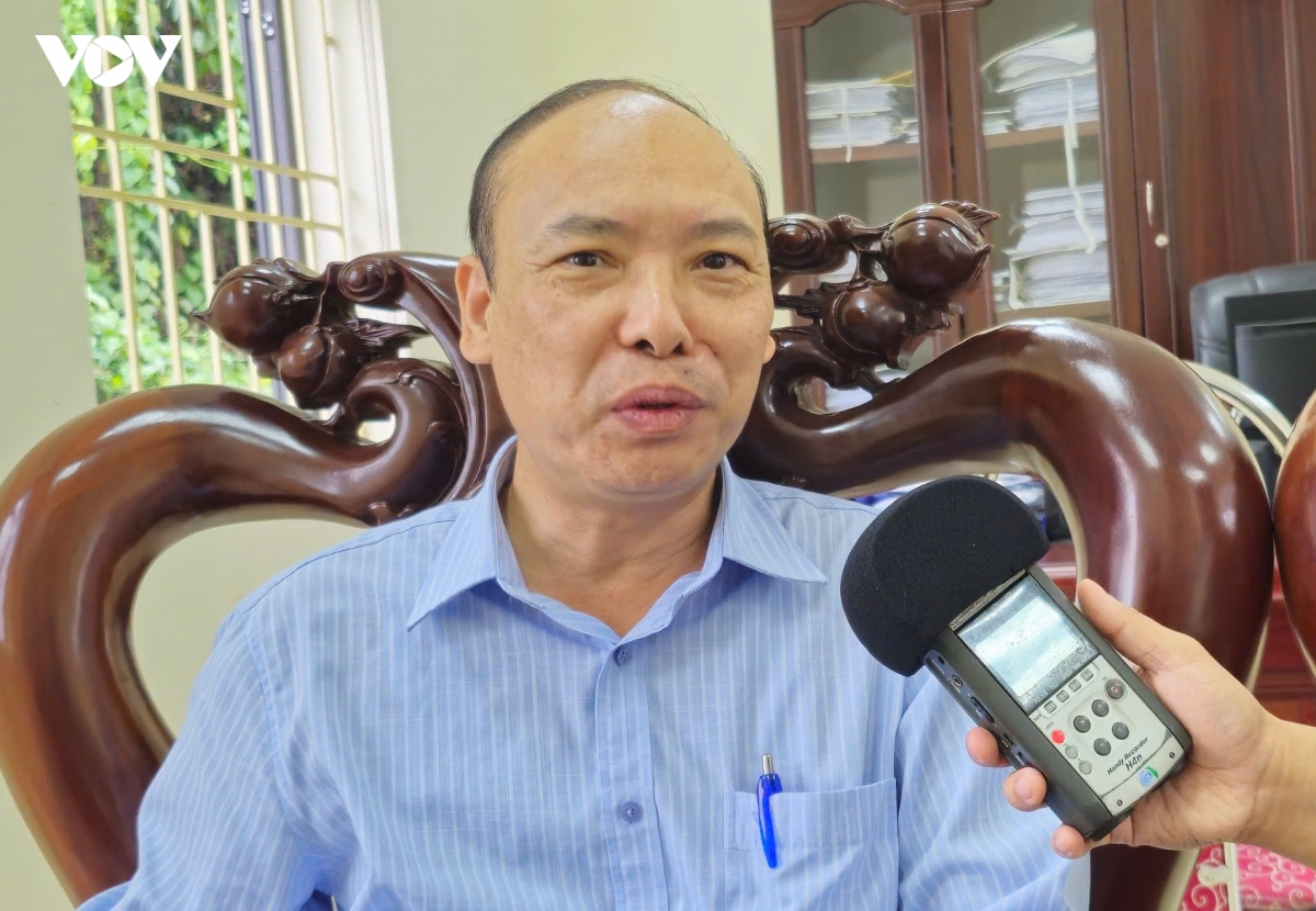 nguoi giu lua cho nhung bai hoc lich su o truong noi tru lao cai hinh anh 2