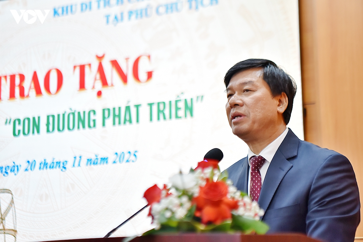 vov tang phim tai lieu con duong phat trien cho khu di tich chu tich ho chi minh hinh anh 2