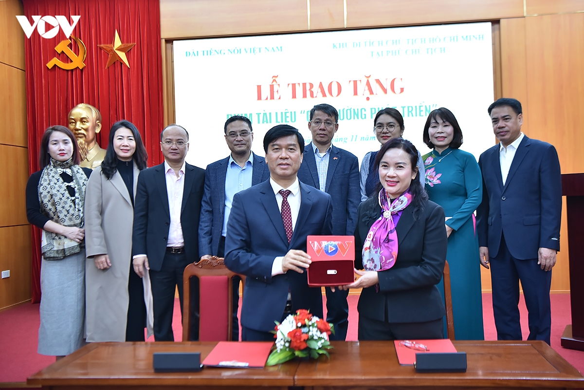 vov tang phim tai lieu con duong phat trien cho khu di tich chu tich ho chi minh hinh anh 3