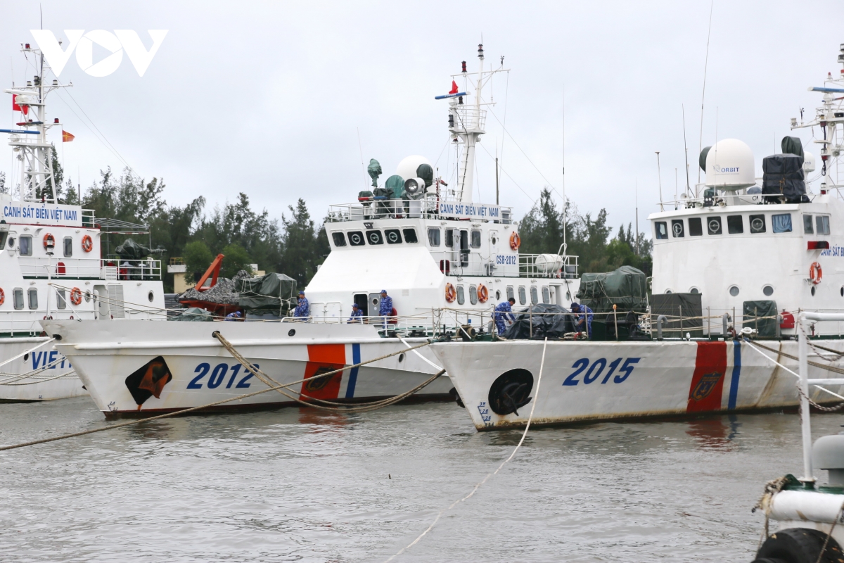 phong, tranh bao so 13 canh sat bien chu dong ung pho, san sang cuu ho hinh anh 3