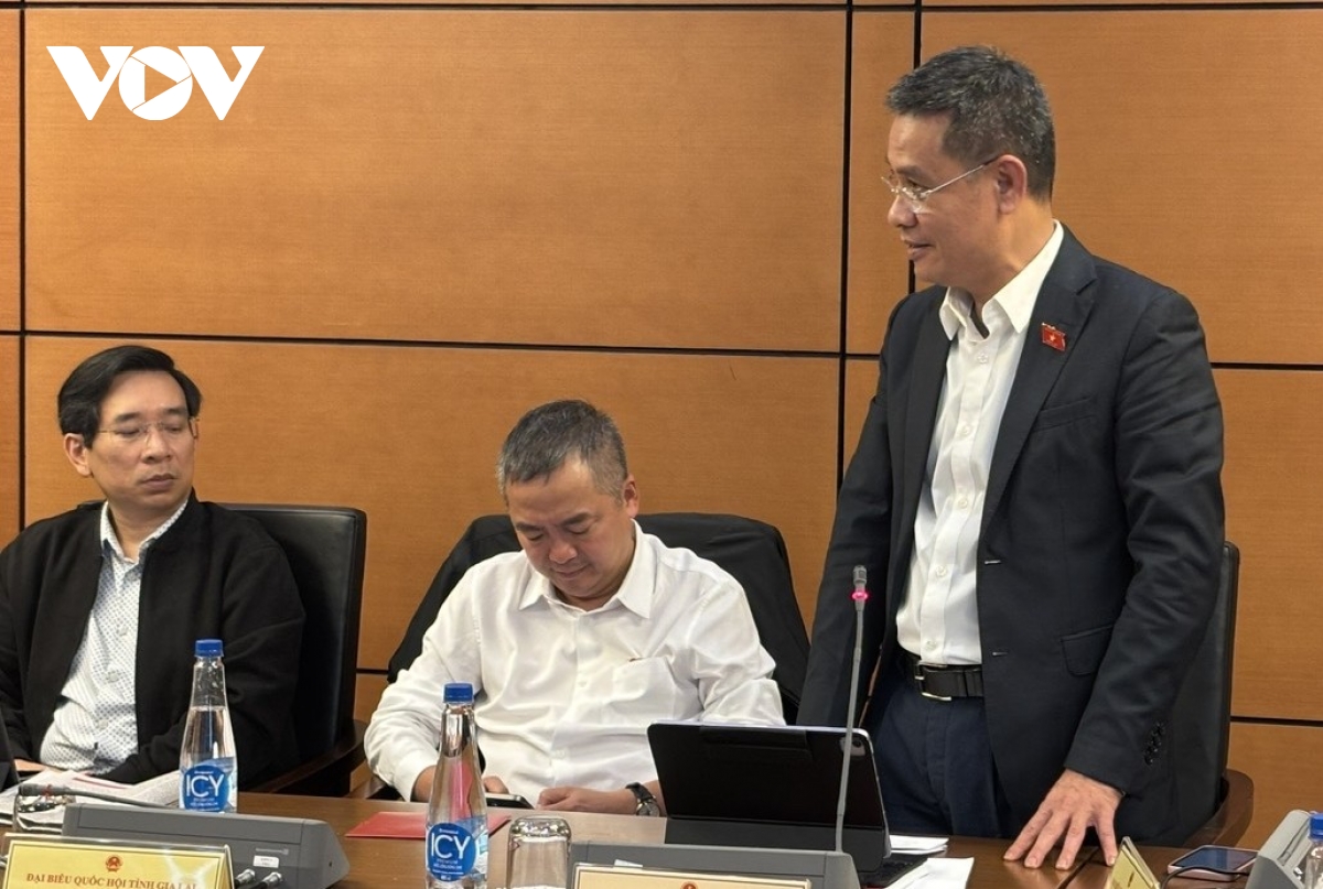 Góp ý văn kiện Đại hội Đảng: Cần làm rõ bước tiến an sinh xã hội