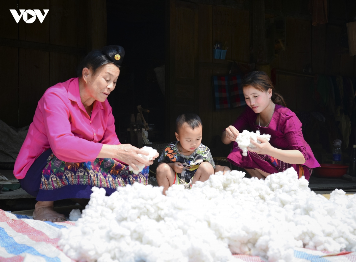 nguoi co uy tin - diem tua cho muc tieu but pha tren vung cao hinh anh 1